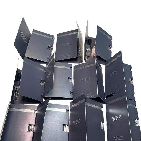 Lot of 22 TUMI Eau de Parfum Samples – Awaken & Unwind – 2ml Each - Picture 2 of 5